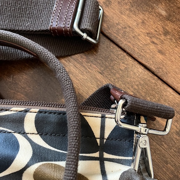 Orla Kiely Crossbody Bag Classic Multi Stem Print - Picture 5 of 12